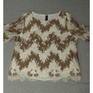 Chico's Black Label Size 3 (XL) Lace Over-Lay Top laced up